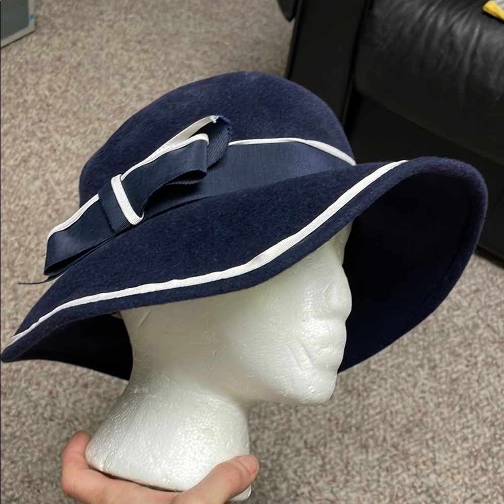 Vintage Andre Navy Blue Women's Hat with White bow Trim